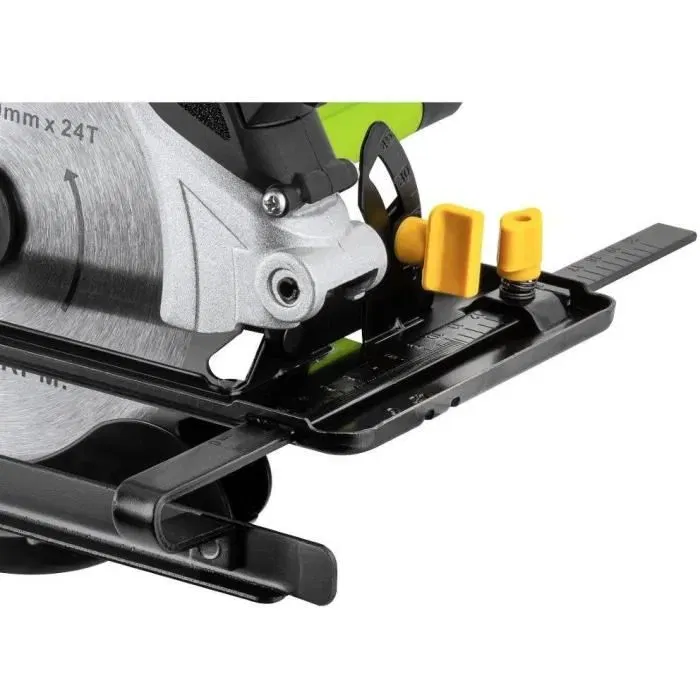 Fieldmann FDK 201302-E Scie circulaire 185 mm 1300W 230V, vitesse 4500 rpm, capacité de coupe 45 mm à 90° Fieldmann FDK 201302-E Scie circulaire 185 mm 1300W 230V, vitesse 4500 rpm, capacité de coupe 45 mm à 90°