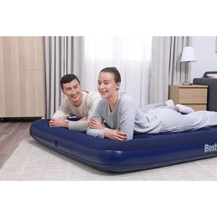 Bestway - 67003 - Matelas gonflable de camping pour 2 places - 203 x 152 x 22 cm - Poids max 300 kg - Pour intérieur et extérieur - Avec kit de réparation Bestway - 67003 - Matelas gonflable de camping pour 2 places - 203 x 152 x 22 cm - Poids max 300 kg - Pour intérieur et extérieur - Avec kit de réparation