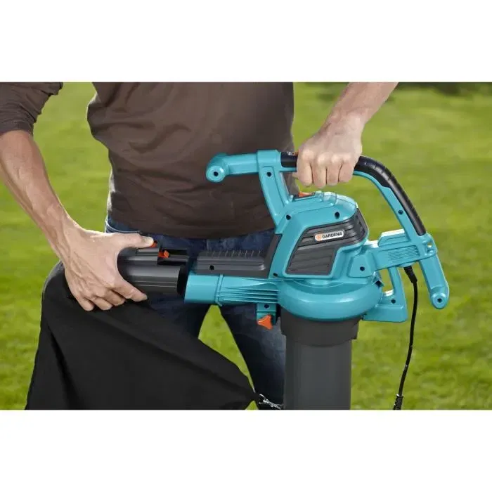Gardena Souffleur, Aspirateur et Broyeur de Feuilles Électrique ErgoJet 2500 - 3 en 1, 2500W, Système ClickFit, Turbine et Broyeur en Métal