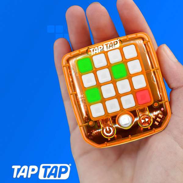Bandai Jeu électronique d'entraînement cérébral Tap Tap - Exercices de mémoire, concentration et coordination - Modèle Sdos 4.4x7.1x6.5 cm - Modèles assortis - Dès 4 ans