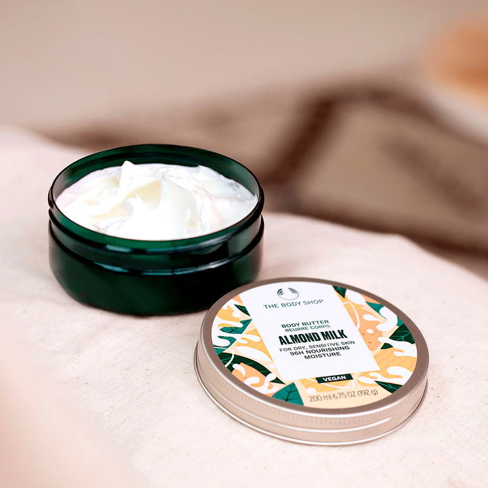 The Body Shop ALMOND MILK Beurre Corporel 400 ml