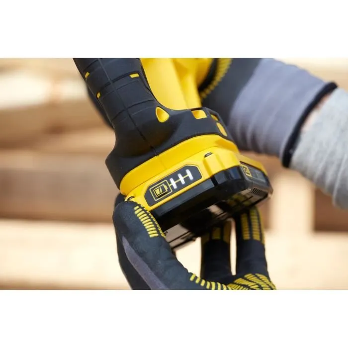 Stanley Fatmax Scie sabre sans fil 18V SFMCS300D2K-QW - Profondeur de coupe 300mm, vitesse 0-3000 tr/min, avec mallette, 2 batteries 2Ah et chargeur