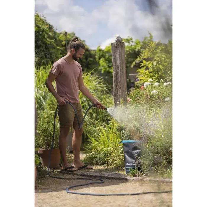 Gardena Tuyau d'Arrosage Liano Xtreme 30 mètres - Résistance 35 bar - Diamètre Intérieur 13 mm - Kit avec Raccords et Lance