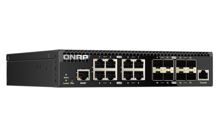 Qnap QSW-M3216R Switch 18 ports (8x 10G RJ-45 et 8x 10G SFP+)