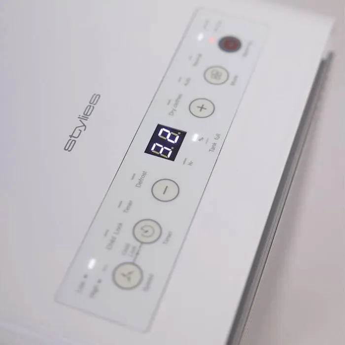 Stylies REGULUS Déshumidificateur d'air à compresseur - 12 L/jour, Capacité Réservoir 2,5 L, Hygrostat, Fonction Sèche-Linge, Timer, Blanc/Gris