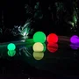 Lumisky Bobby C50 - Boule lumineuse flottante LED multicolore dimmable avec télécommande - Recharge sans fil par induction - Diamètre 50 cm - Intérieur/Extérieur (IP66)