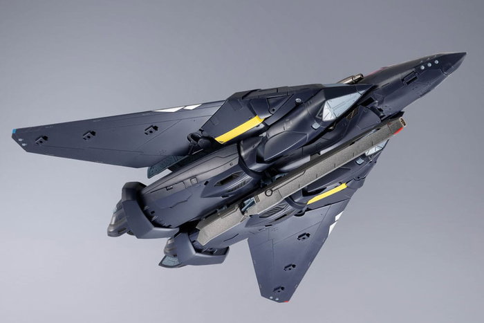 Macross 7 figurine DX Chogokin VF-17S Nightmare Stealthvalkyrie (Gamlin Kizaki use) 25 cm