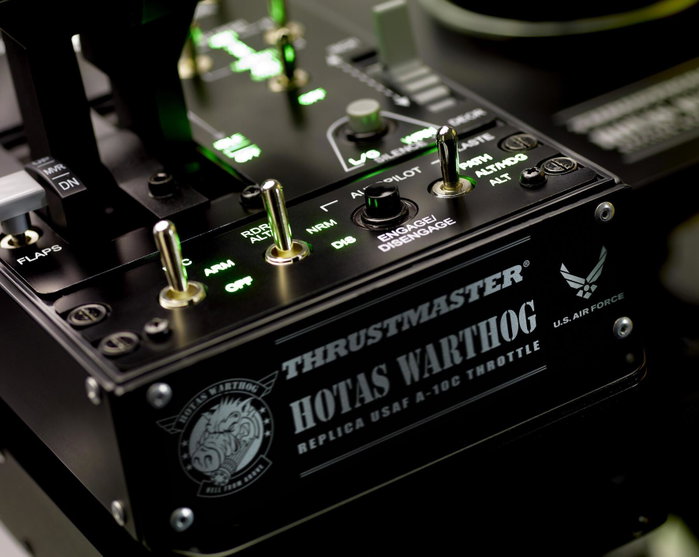 Thrustmaster HOTAS WARTHOG Thrustmaster HOTAS WARTHOG