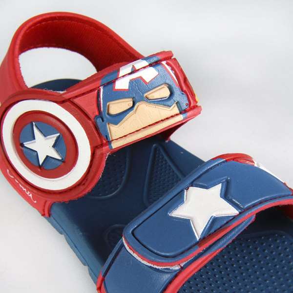 Cerdá Sandales de plage Avengers Taille 22-23