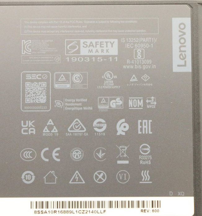 Lenovo Slim AC adapter 230W 20V pour ThinkPad P et Legion Lenovo Slim AC adapter 230W 20V pour ThinkPad P et Legion