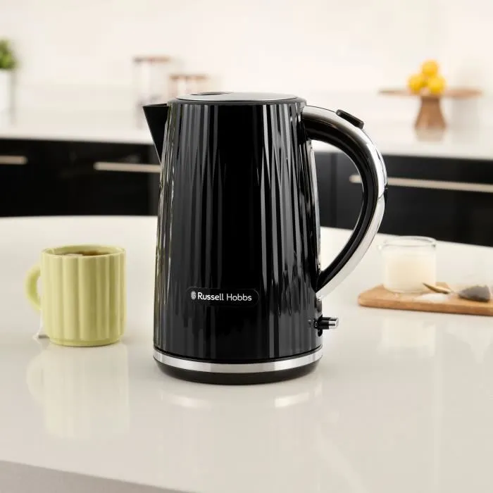 Bouilloire électrique Russell Hobbs Eden 2400 W, 1,7 L, design moderne - Noir