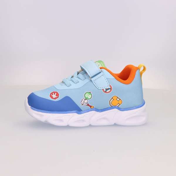 Cerdá Chaussure sportive Mickey T027 semelle EVA avec lumières, bleu, pointure 27, modèles assortis
