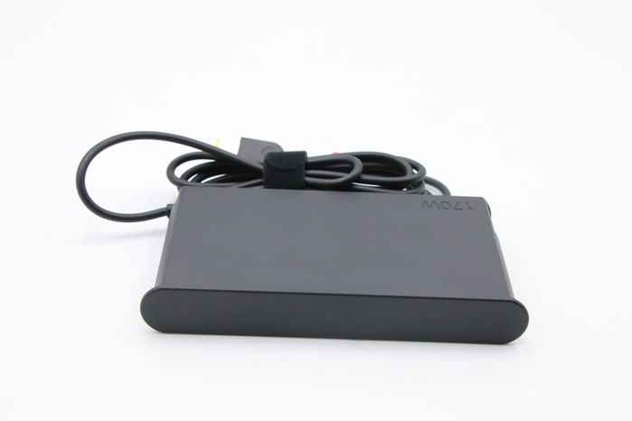 Lenovo Adaptateur secteur AC 170W 20V fin pour ordinateur portable ThinkPad - Compatible P53, P1 (3ème Gen), P15, T15p et autres modèles - Certifié Energy Star Lenovo Adaptateur secteur AC 170W 20V fin pour ordinateur portable ThinkPad - Compatible P53, P1 (3ème Gen), P15, T15p et autres modèles - Certifié Energy Star