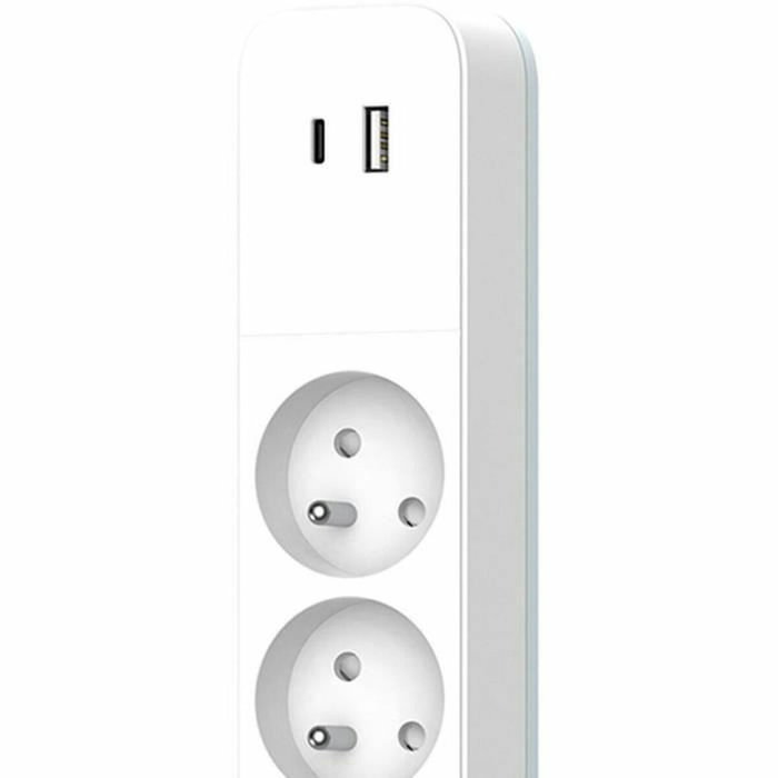 Quarx Multiprise 4 prises avec USB Type-C et USB-A, câble 1,5m Quarx Multiprise 4 prises avec USB Type-C et USB-A, câble 1,5m