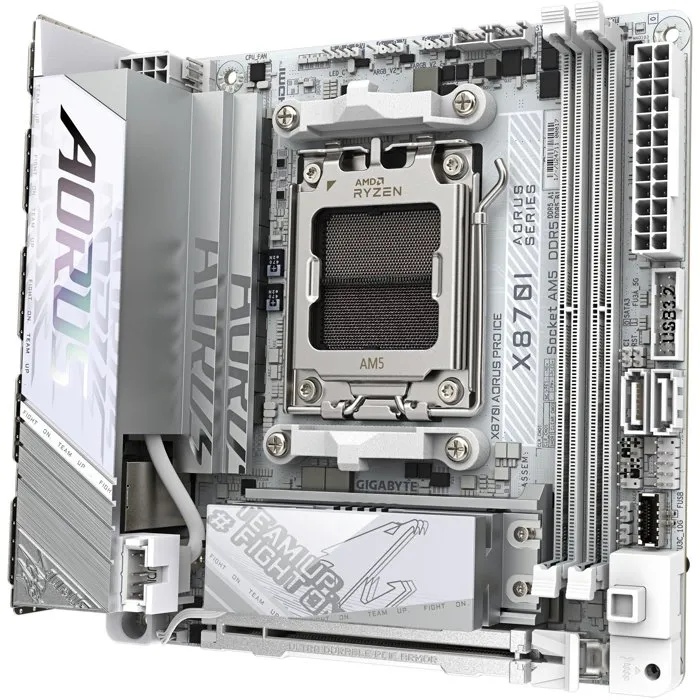 GIGABYTE X870I AORUS PRO ICE - Carte mère AMD X870 Mini-ITX - DDR5, PCIe 5.0, WiFi 7 - Pour PC compact haut de gamme