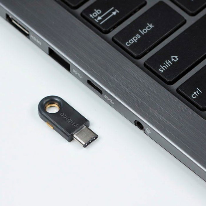 Yubico YubiKey 5C Clé de sécurité USB Noir