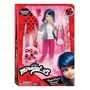 Bandai - Poupée mannequin Miraculous Ladybug 26 cm avec 2 tenues - Réplique de la série animée