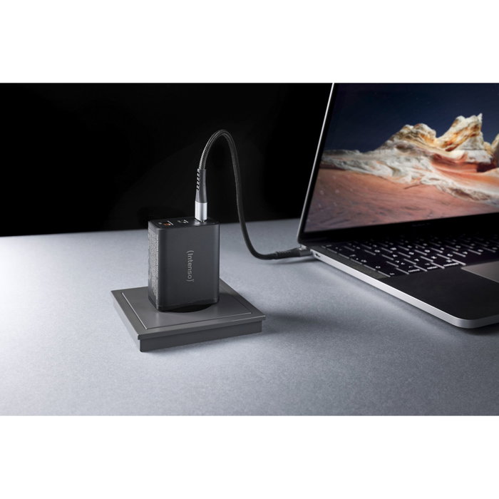 Intenso Chargeur mural GaN W65ACC 2x USB Type-C et 1x USB Type-A 65W Intenso Chargeur mural GaN W65ACC 2x USB Type-C et 1x USB Type-A 65W