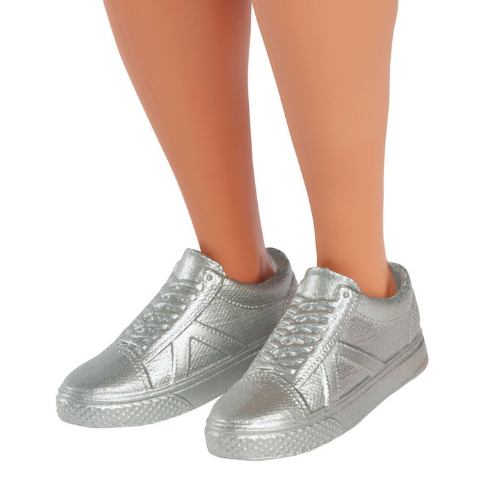 Barbie Ken Fashionista avec débardeur dégradé et short en jean