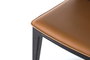 GINER Y COLOMER - Lot de 2 chaises en bois avec assise en cuir synthétique - Patines noires et marron clair