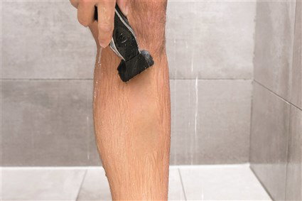Wahl 09899-016 AQUAGROOM Tondeuse à barbe et corps résistante à l'eau avec/sans fil, rechargeable, avec 12 guides de coupe et batterie lithium pour 3h d'autonomie