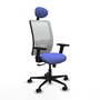 Chaise Zulema Synchro 3 positions tissu Bleu clair Maille Blanc Base en nylon noir Accoudoir 2D Appui-tête Roulettes 65mm nylon