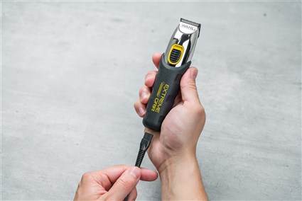 Wahl 09893-0440 Tondeuse Barbe et Cheveux avec 12 Peines, Batterie Lithium 240 min, Charge Rapide, Précision de 0.5 à 9 mm, Prise Ergonomique Antidérapante