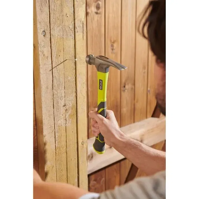 Ryobi Marteau de charpentier 450 g avec tête en acier trempé et poignée ergonomique pour travaux de construction, clouage et charpenterie