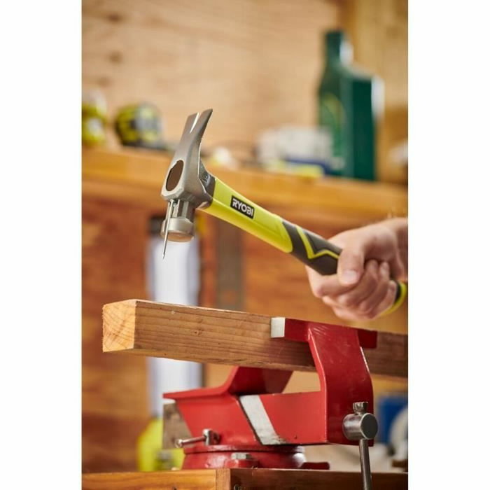 Ryobi Marteau de charpentier 450g Ryobi Marteau de charpentier 450g