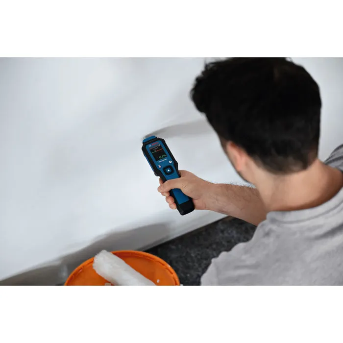 Bosch GMP 1-13 Humidimètre professionnel - Écran LCD couleur, IP65, Mesure 37 types de bois et 10 matériaux de construction Bosch GMP 1-13 Humidimètre professionnel - Écran LCD couleur, IP65, Mesure 37 types de bois et 10 matériaux de construction