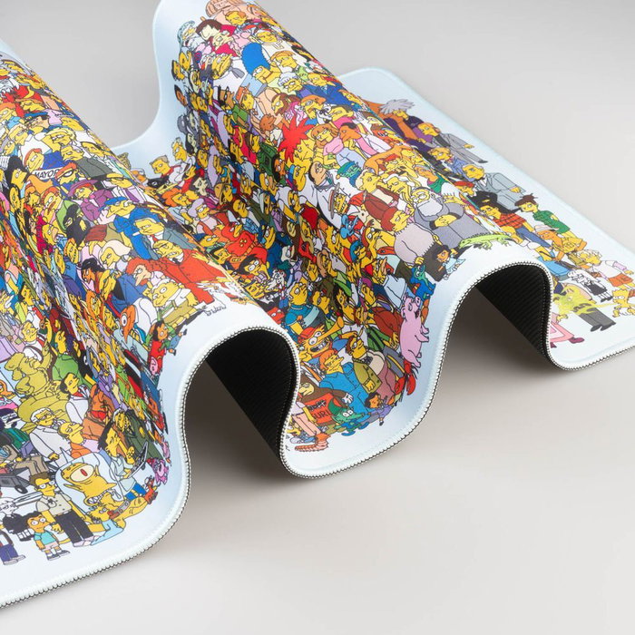 ERIK - Tapis de souris gaming Les Simpsons - Surface textile imperméable 80 x 35 cm, bords renforcés, base caoutchouc anti-dérapant