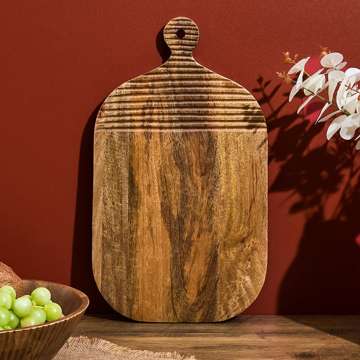 Home Deco Factory Planche de service Sylva en bois de manguier, 41x23,5 cm Home Deco Factory Planche de service Sylva en bois de manguier, 41x23,5 cm