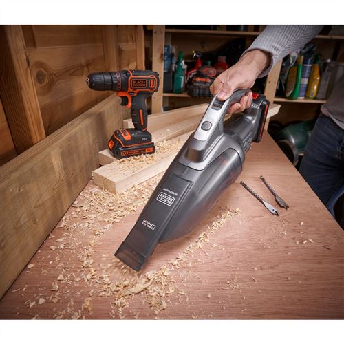Black+Decker BCHV-001C1 Aspirateur balai sans fil cyclonique avec batterie externe Lithium 18V 1.5Ah - Filtre lavable et autonomie 12 min Black+Decker BCHV-001C1 Aspirateur balai sans fil cyclonique avec batterie externe Lithium 18V 1.5Ah - Filtre lavable et autonomie 12 min
