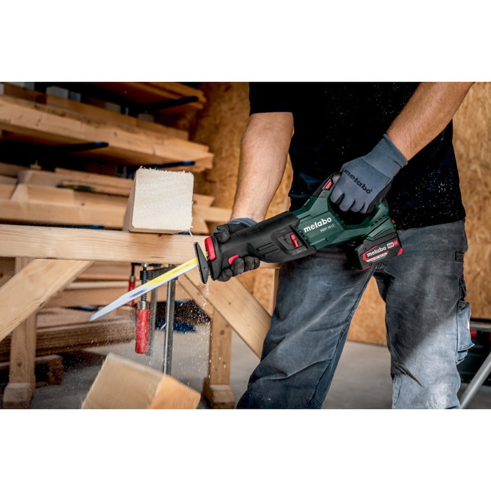 Metabo SSEP 18 LT Scie sabre sans fil Metabo SSEP 18 LT Scie sabre sans fil