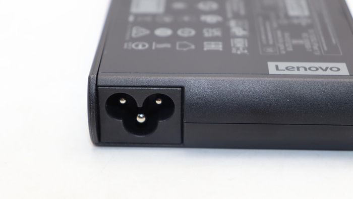 Lenovo Alimentation secteur 170W 20V Slim Tip pour PC portable Lenovo - Adaptateur AC fin et portable