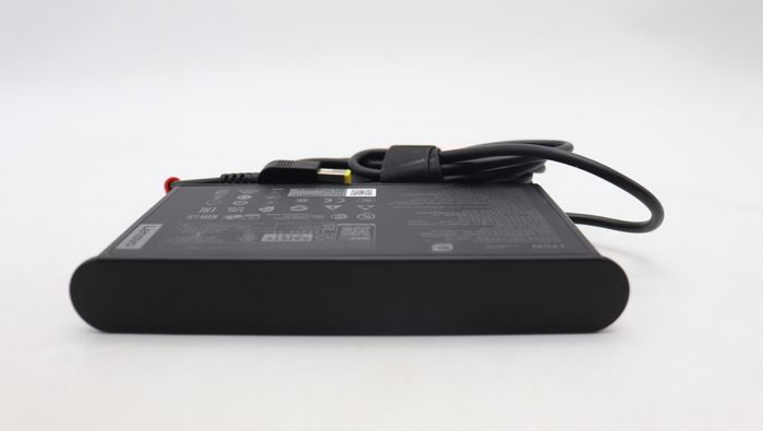 Lenovo Alimentation secteur 170W 20V Slim Tip pour PC portable Lenovo - Adaptateur AC fin et portable