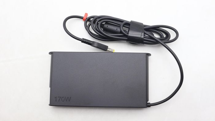 Lenovo Alimentation secteur 170W 20V Slim Tip pour PC portable Lenovo - Adaptateur AC fin et portable