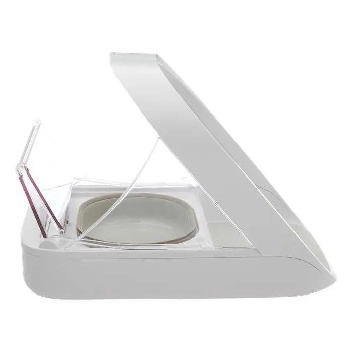 Sureflap Distributeur de Croquettes Electronique Surefeed - Blanc avec Bol Double, Bol Simple, Tapis et Medaillon, pour Animaux Domestiques