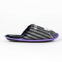 Cerdá Chaussons de maison ouverts Wednesday T34/35 - Couleur : Noir - Pointures 34-35 pour enfants à partir de 3 ans