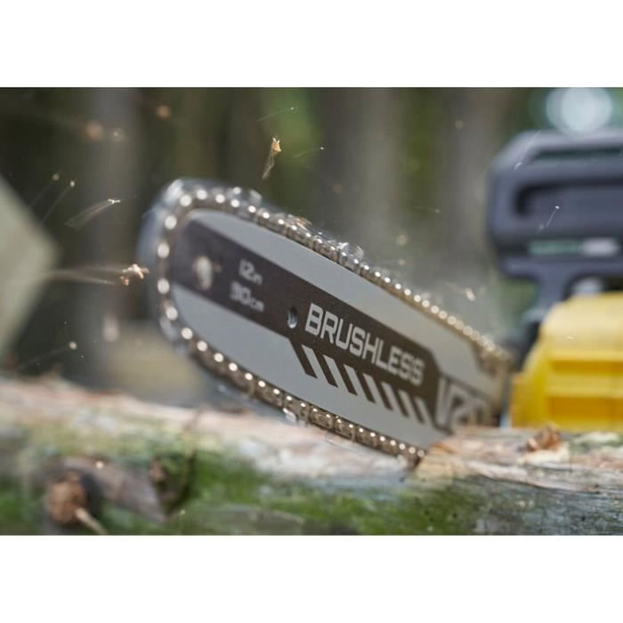 Stanley Fatmax Tronçonneuse sans fil V20 18V 30cm avec batterie 4Ah et chargeur Stanley Fatmax Tronçonneuse sans fil V20 18V 30cm avec batterie 4Ah et chargeur