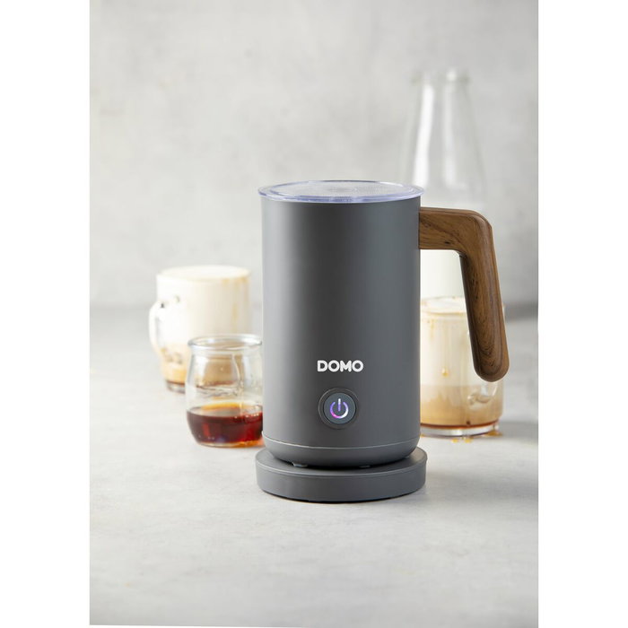 Domo DO745MF Mousseur à lait Gris et bois, 500 W, 150 ml