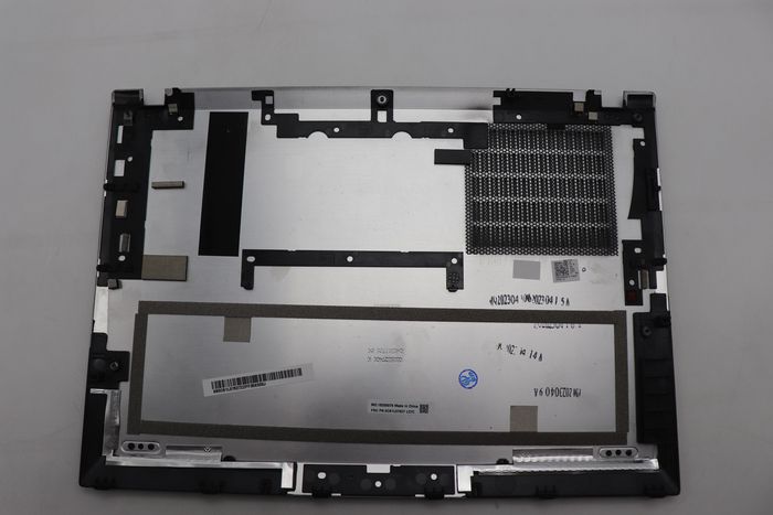 Lenovo Cover Fru Kt4D1_D_Al_Wwan_Blk_Assy Noir Lenovo Cover Fru Kt4D1_D_Al_Wwan_Blk_Assy Noir