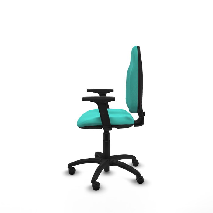 Chaise de bureau Algarra avec mécanisme de contact permanent de base, revêtue de similicuir turquoise. Équipée d'une base en polyamide noire, d'accoudoirs 2D et de roulettes autobloquantes Chaise de bureau Algarra avec mécanisme de contact permanent de base, revêtue de similicuir turquoise. Équipée d'une base en polyamide noire, d'accoudoirs 2D et de roulettes autobloquantes