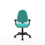 Chaise de bureau Algarra avec mécanisme de contact permanent de base, revêtue de similicuir turquoise. Équipée d'une base en polyamide noire, d'accoudoirs 2D et de roulettes autobloquantes