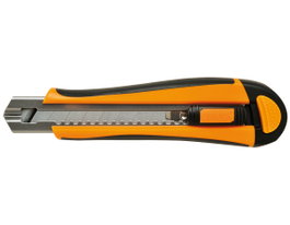 Fiskars Cutter professionnel avec rail métallique et 5 lames de rechange 18mm