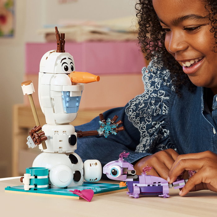 LEGO Disney La Reine des Neiges Le Pique-Nique d'Olaf et Bruni LEGO Disney La Reine des Neiges Le Pique-Nique d'Olaf et Bruni