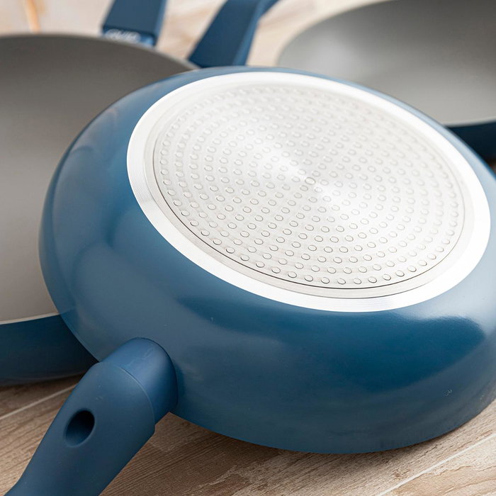 Quid Poêle en Aluminium Baltic 20 cm - Antiadhésive, Induction, Vitrocéramique, Gaz, Électrique, Blanc