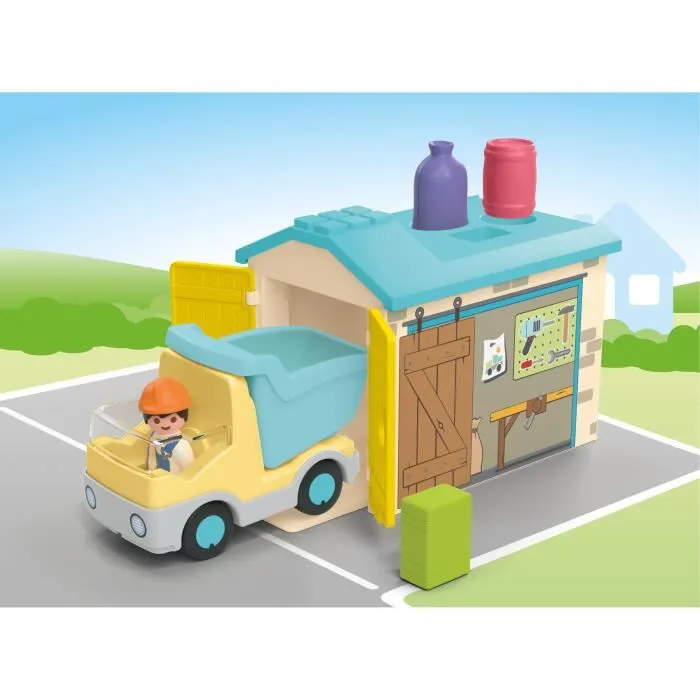 Playmobil Junior 71686 - Camion de chantier avec garage jouet, coffre à outils et accessoires - Jouet d'éveil Disney pour enfant dès 12 mois
