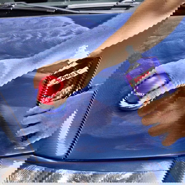 Sonax SX02962000 Polisseur + Cire Bleue 500 mL Voiture Peinture Bleue