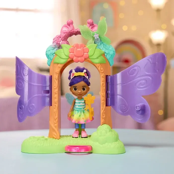 Spin Master - Playset de Transformation de Poupée Gabby et la Maison Magique Fairylandia - Univers Féerique avec Poupée Gabby et Accessoires